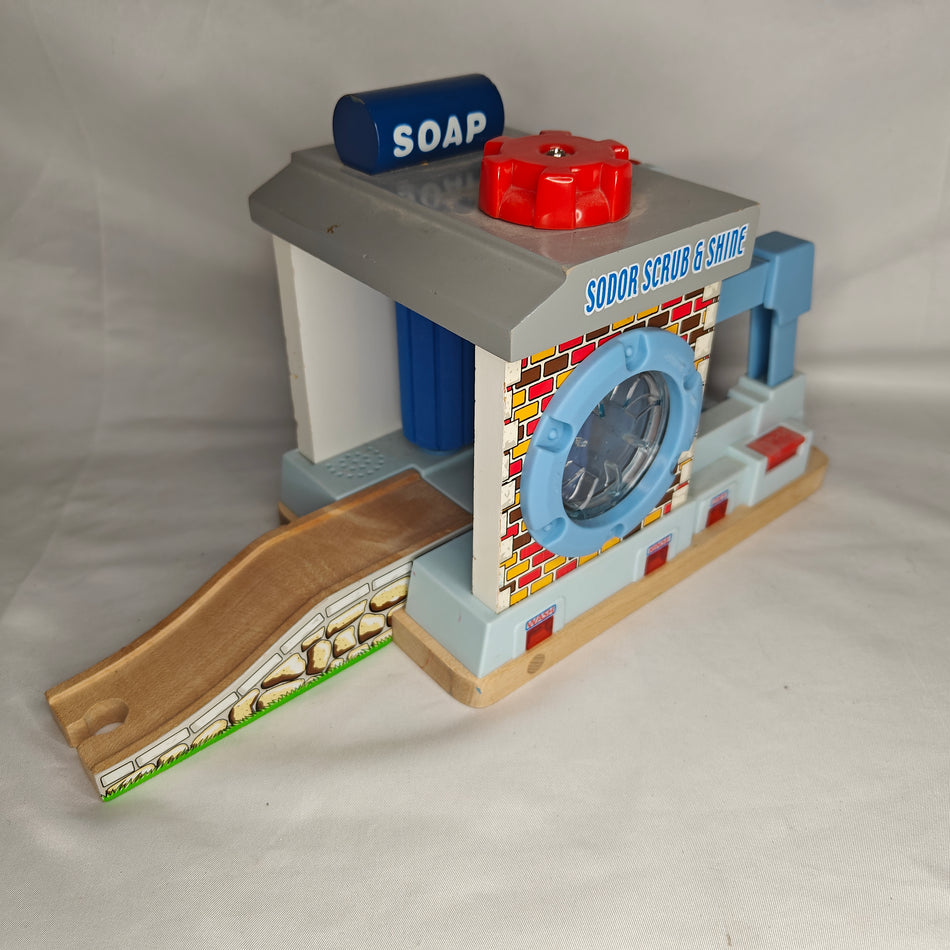 COMPLETE Sodor Scrub and Shine - Thomas & Friends Wooden Railway LC99368 2004