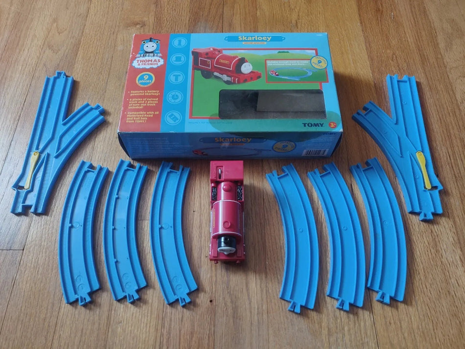 RARE TOMY Thomas & Friends Skarloey with Track - Set No. 5587 - Complete - w/Box