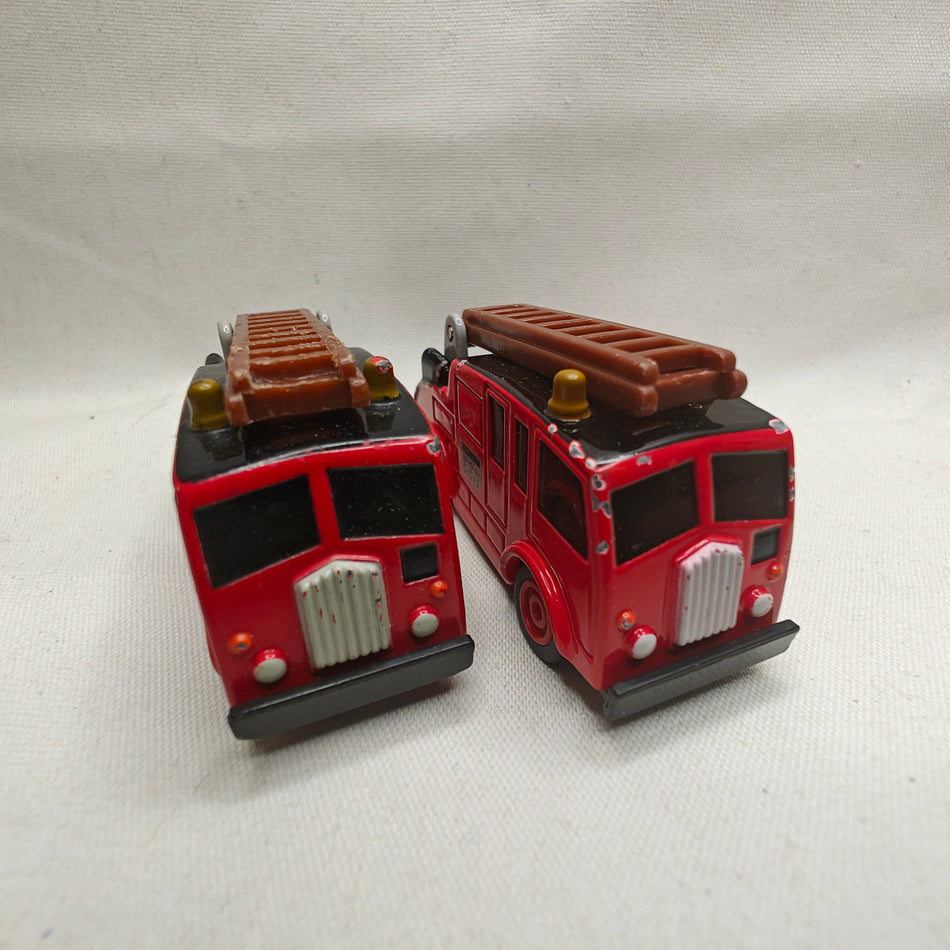 ERTL - Fire Engine - Thomas & Friends Metal Diecast Railway Train