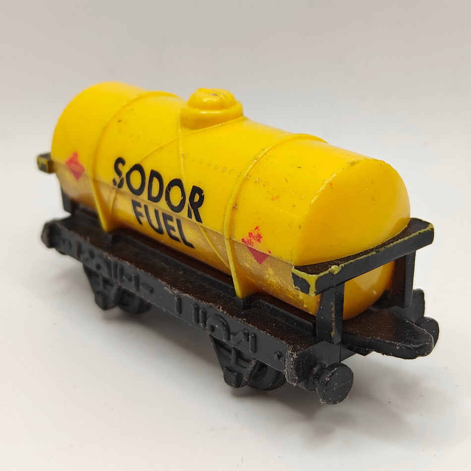 ERTL - Sodor Oil/Fuel Truck/Tanker - Thomas & Friends Metal Diecast Railway Train