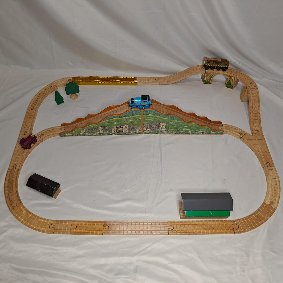 NEAR Complete Muffle Mountain Set - Thomas & Friends Wooden Railway LC99527 2000